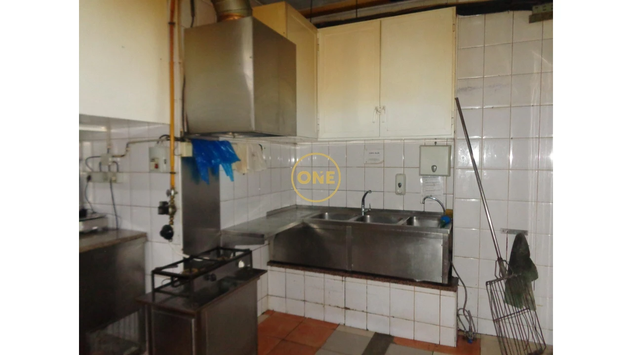 Negócio para Trespasse em Braga (Maximinos, Sé e Cividade) Foto 7