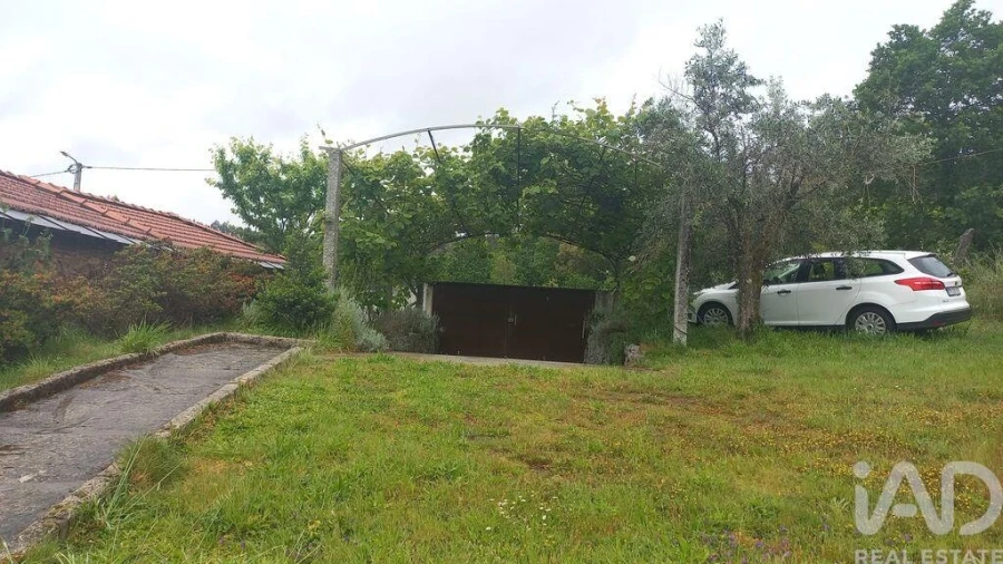 Moradia T6 para Venda em Real Foto 28