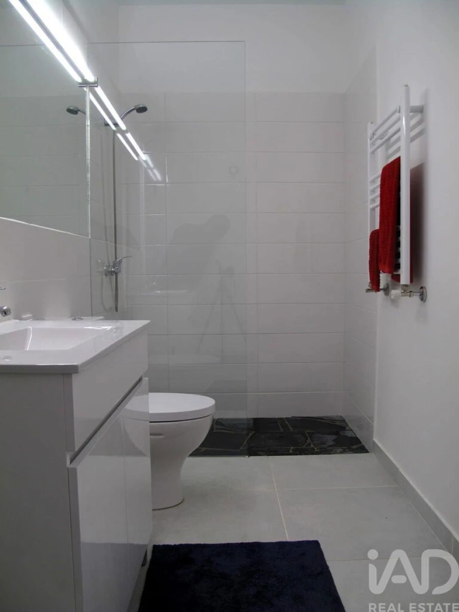 Moradia T6 para Venda em Real Foto 22