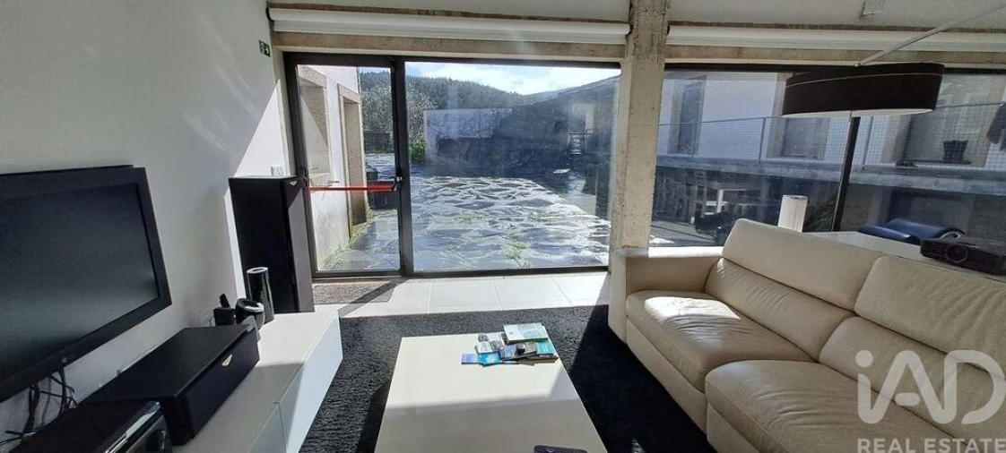 Moradia T6 para Venda em Real Foto 19