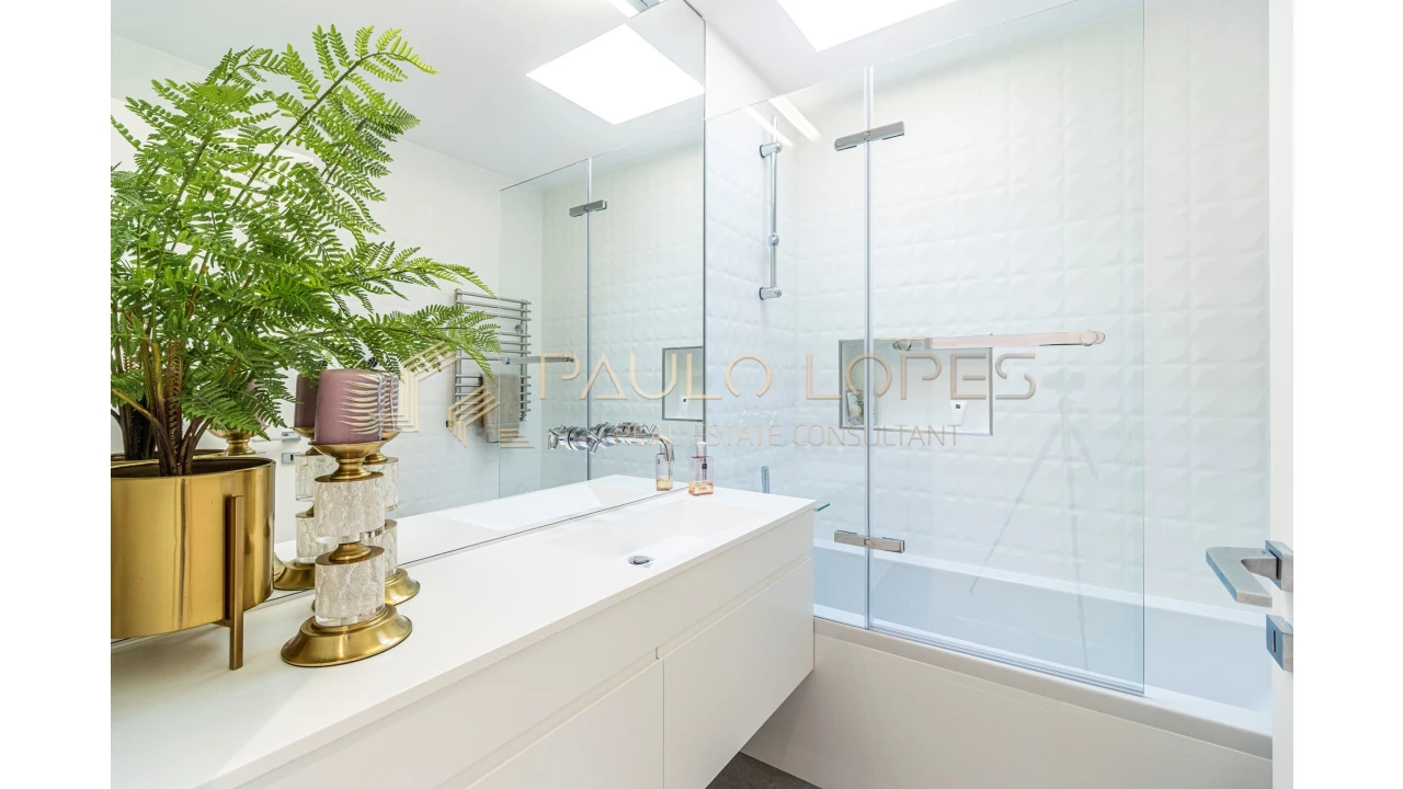 Moradia T6 para Venda em Nazare Foto 37