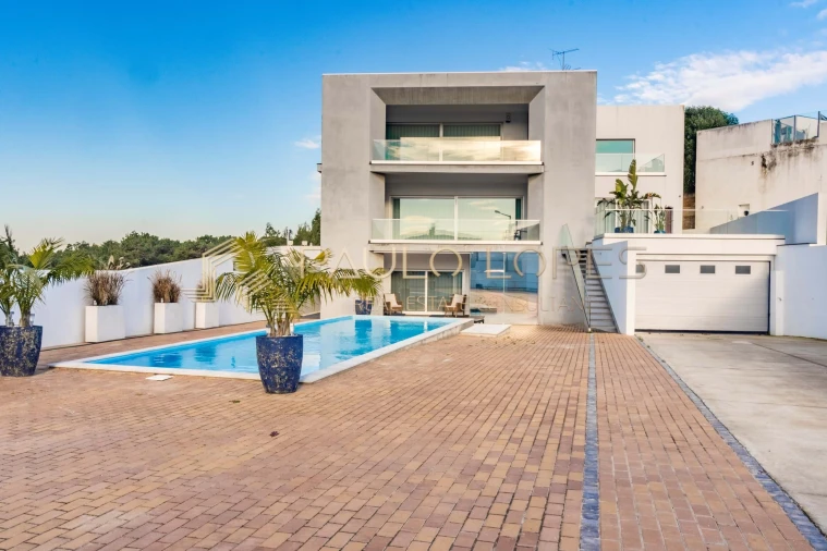 Moradia T6 para Venda em Nazare Foto 58