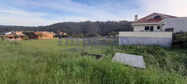 Terreno para Venda em Canedo, Vale e Vila Maior