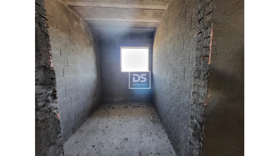 Moradia T0 para Venda em Ferreiros de Avões Foto 12