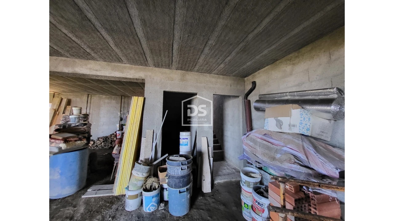 Moradia T0 para Venda em Ferreiros de Avões Foto 16