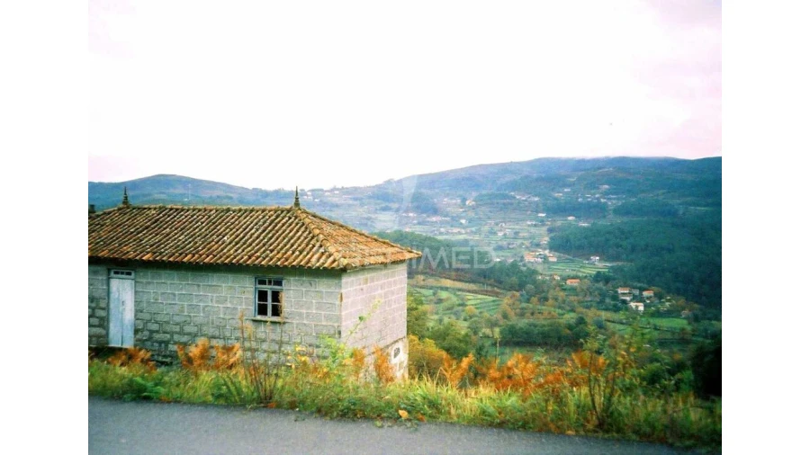 Moradia T3 para Venda em Sande, Vilarinho, Barros e Gomide Foto 4
