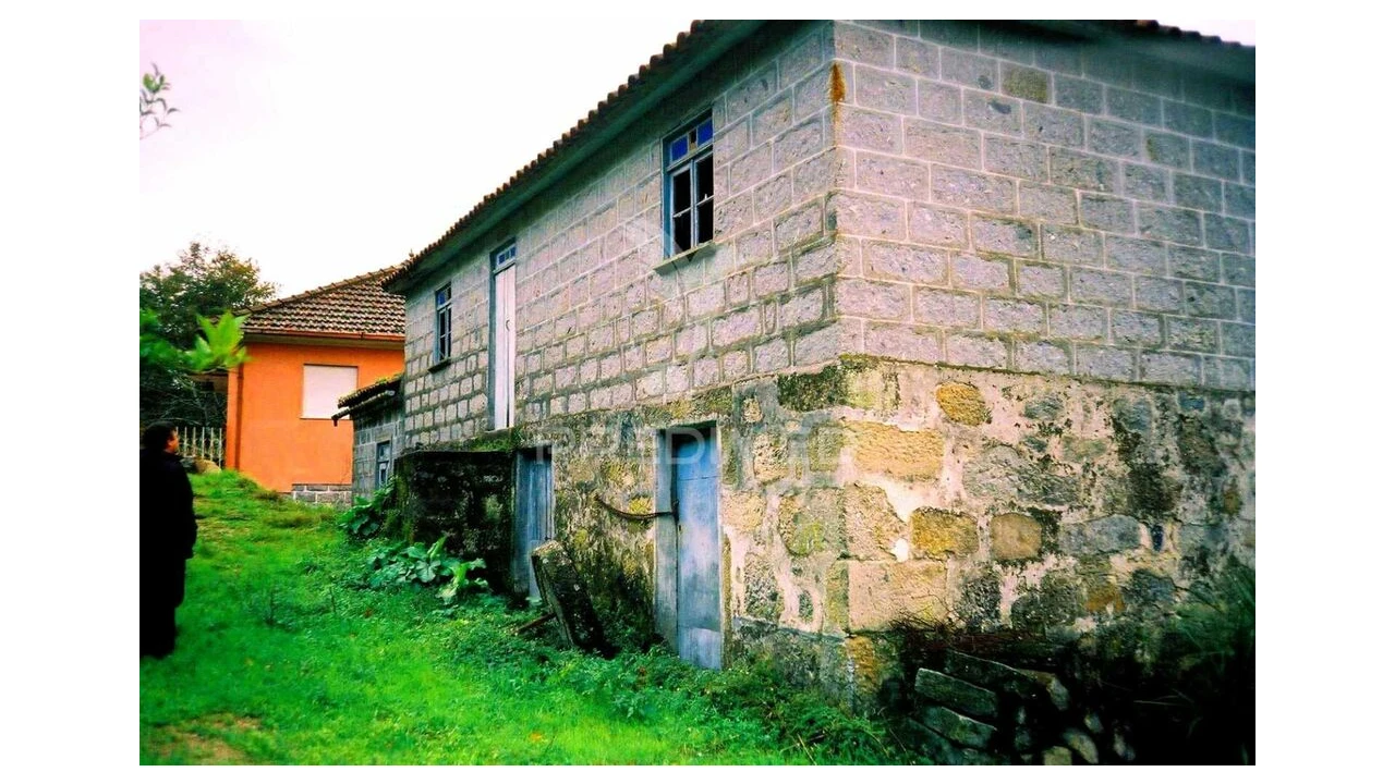 Moradia T3 para Venda em Sande, Vilarinho, Barros e Gomide Foto 5