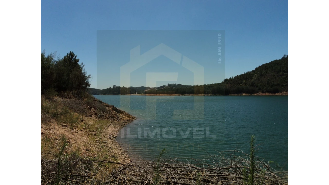 Terreno para Venda em Vila de Rei Foto 7