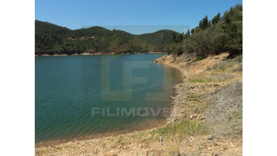 Terreno para Venda em Vila de Rei Foto 5