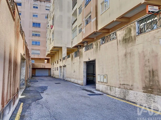 Apartamento T2 para Venda em Algueirão-Mem Martins Foto 19