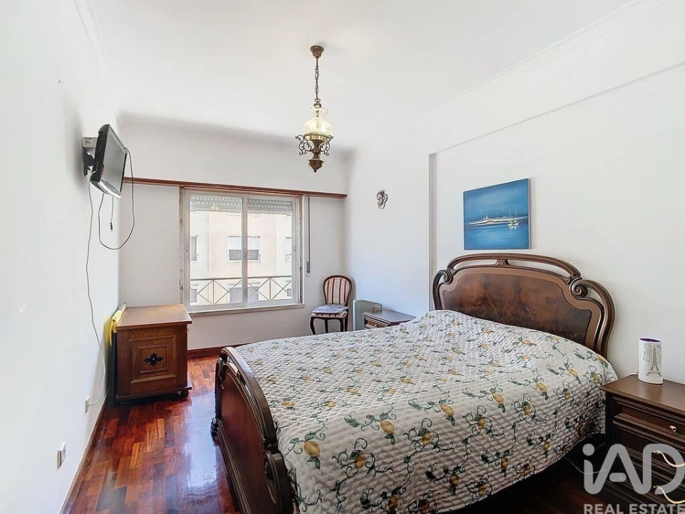 Apartamento T2 para Venda em Algueirão-Mem Martins Foto 7