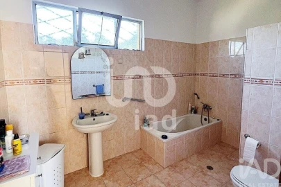 Moradia T3 para Venda em Conceição e Estoi