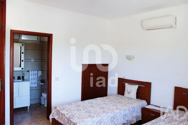 Moradia T3 para Venda em Conceição e Estoi Foto 23