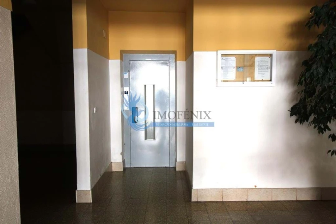 Apartamento T1 para Venda em Portimão Foto 15