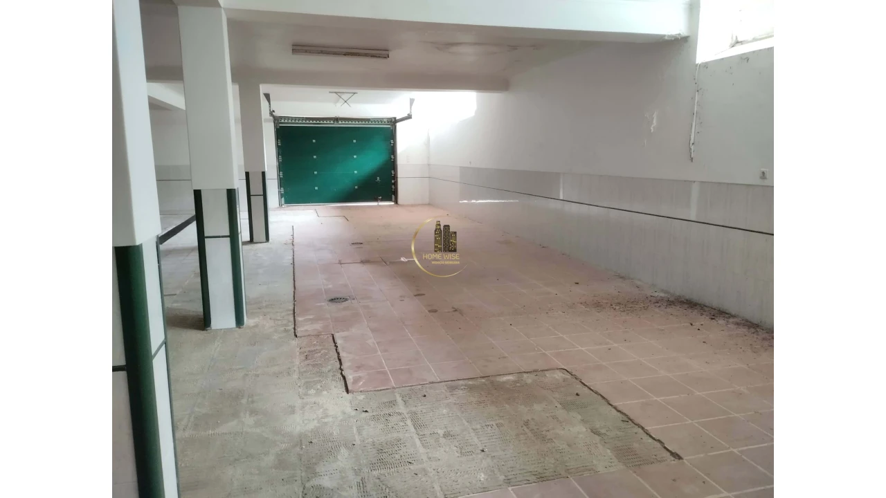 Moradia T5 para Venda em Agualva e Mira-Sintra Foto 32