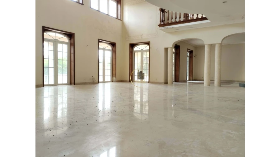 Moradia T5 para Venda em Agualva e Mira-Sintra Foto 26