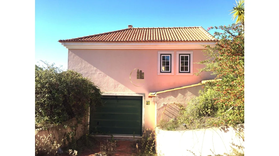 Moradia T5 para Venda em Agualva e Mira-Sintra Foto 4