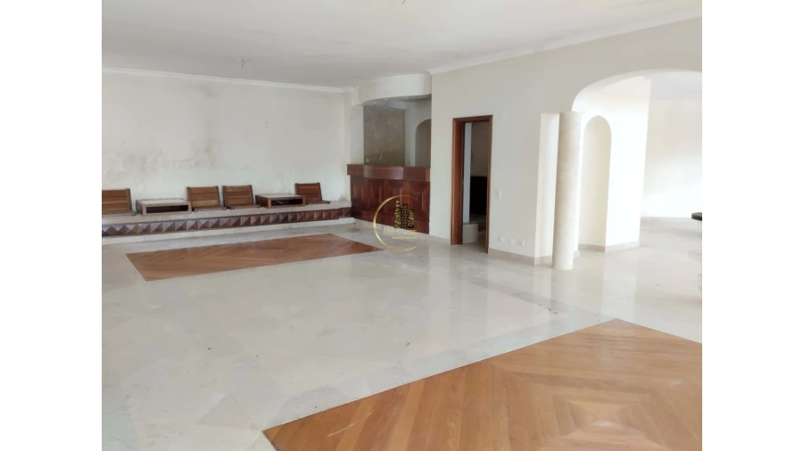 Moradia T5 para Venda em Agualva e Mira-Sintra Foto 27