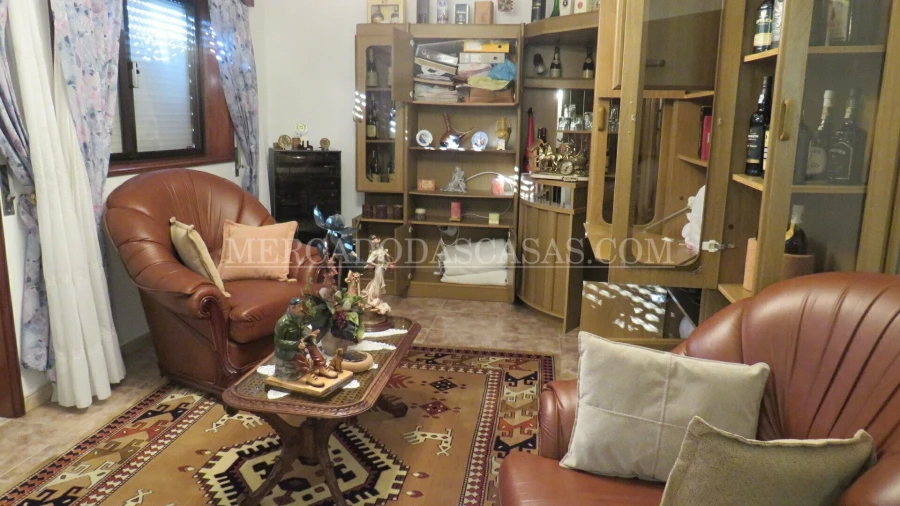 Moradia T3 para Venda em Fiães Foto 4