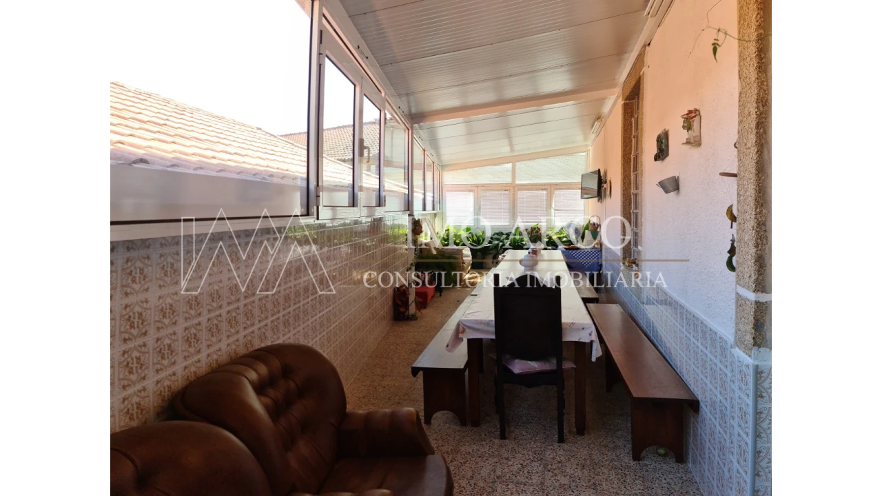 Moradia T6 para Venda em Arco de Baúlhe e Vila Nune Foto 12