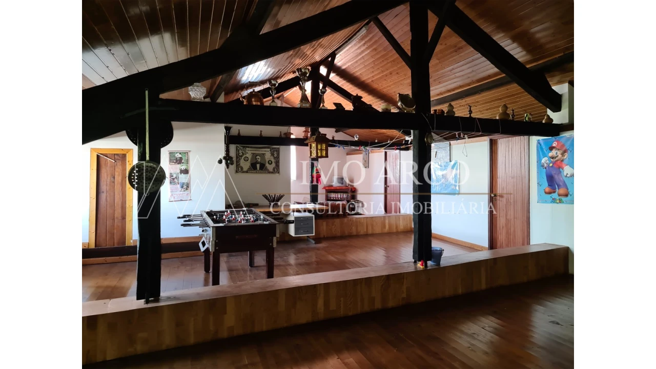 Moradia T6 para Venda em Arco de Baúlhe e Vila Nune Foto 15