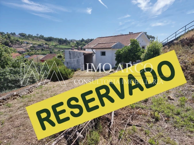 Moradia T2 para Venda em Arco de Baúlhe e Vila Nune Foto 10