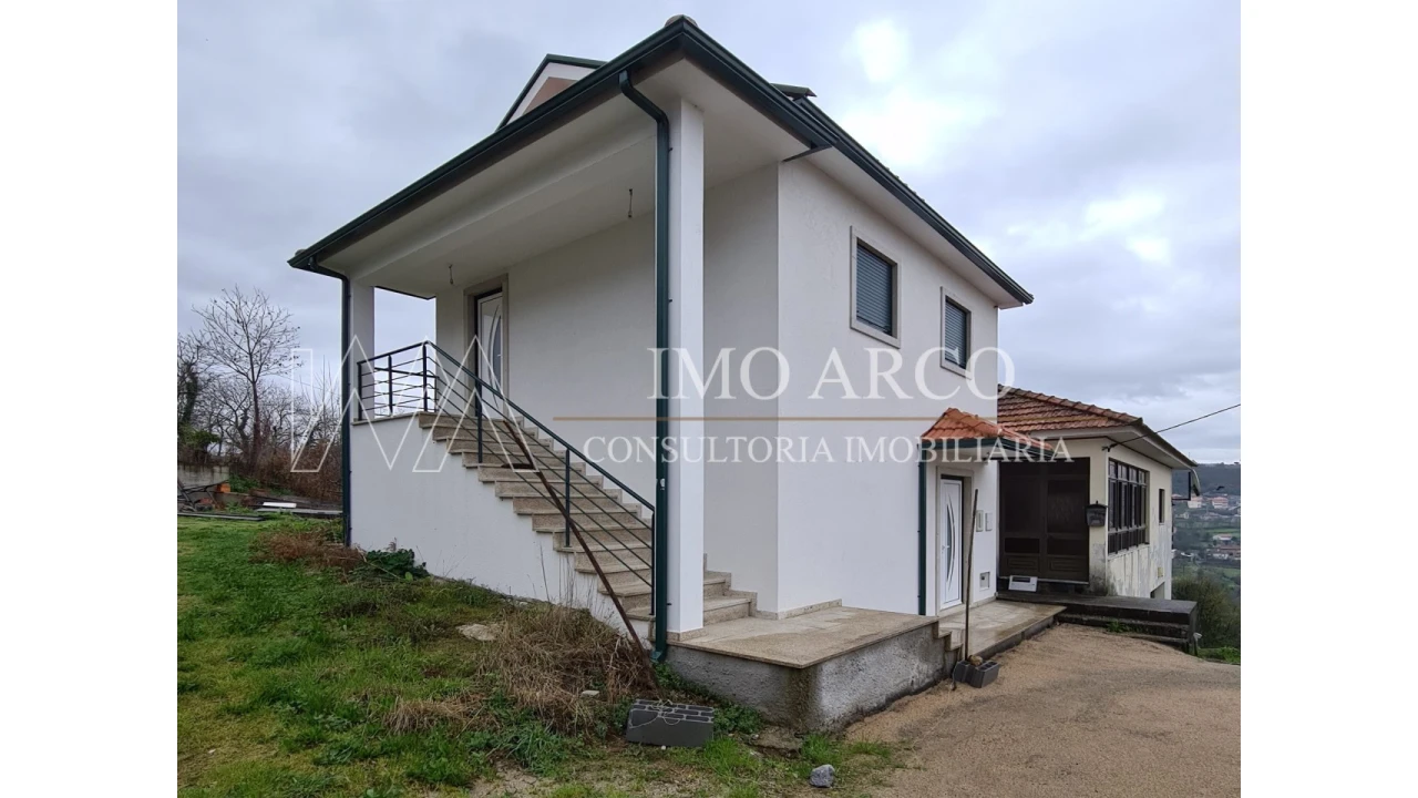 Moradia T2 para Venda em Refojos de Basto, Outeiro e Painzela Foto 1