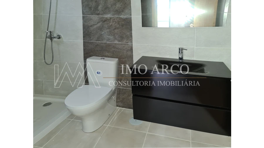 Moradia T2 para Venda em Refojos de Basto, Outeiro e Painzela Foto 3