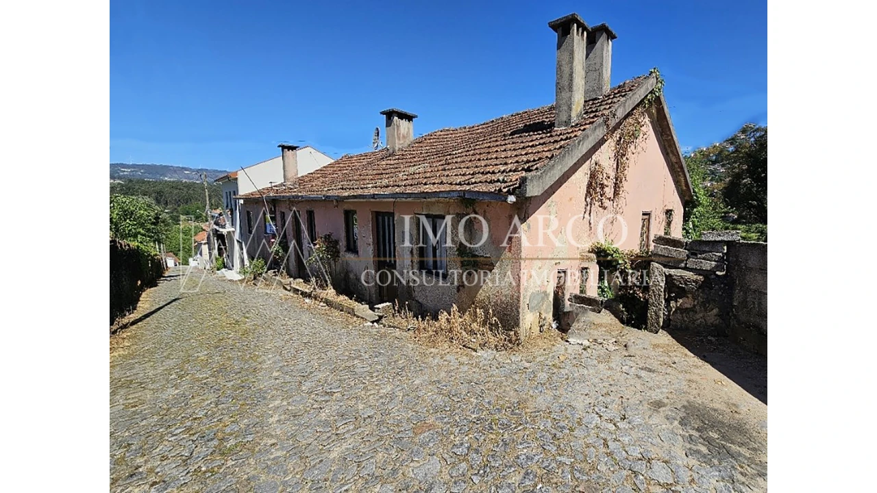 Moradia T7 para Venda em Arco de Baúlhe e Vila Nune Foto 4