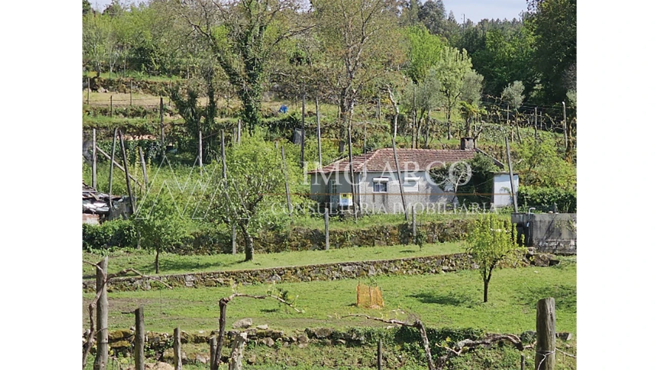 Moradia T2 para Venda em Cabeceiras de Basto Foto 11