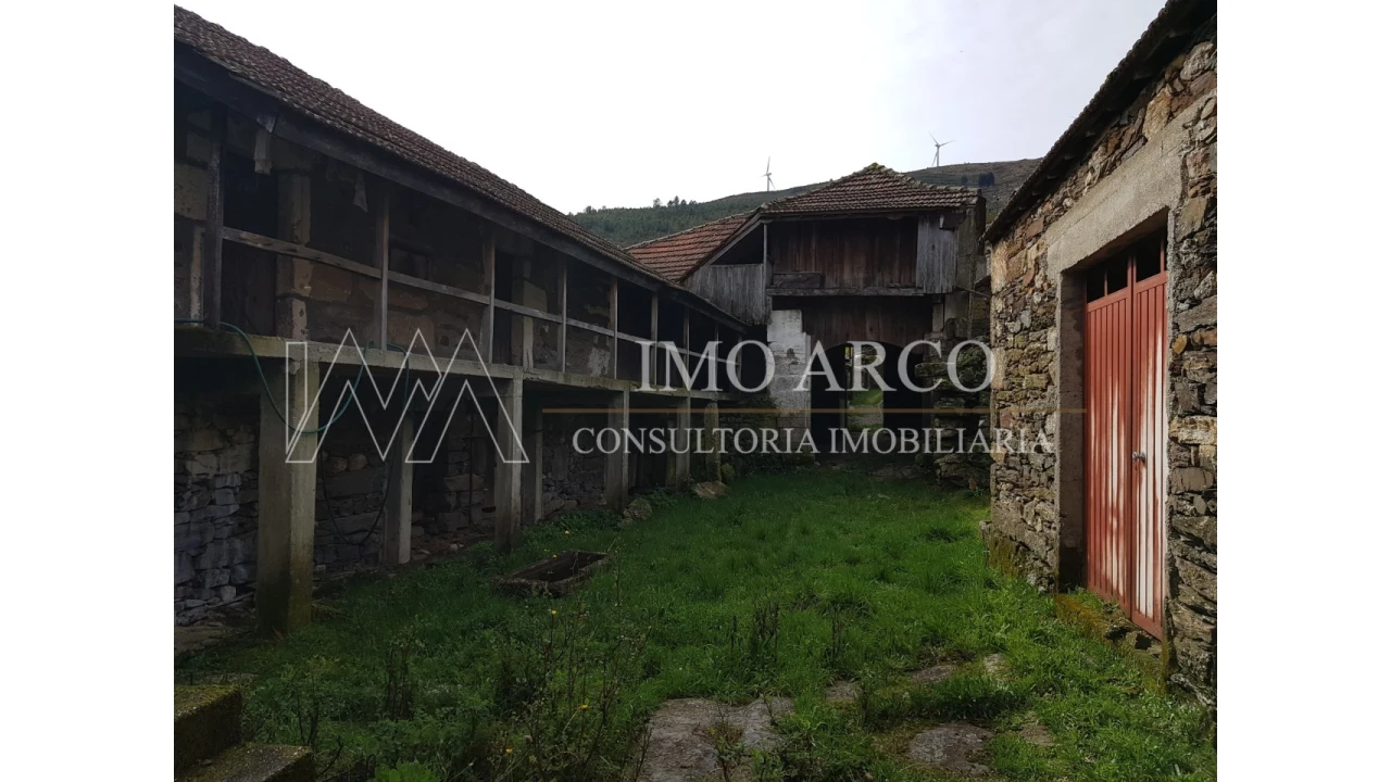 Quinta T4 para Venda em Salto Foto 5