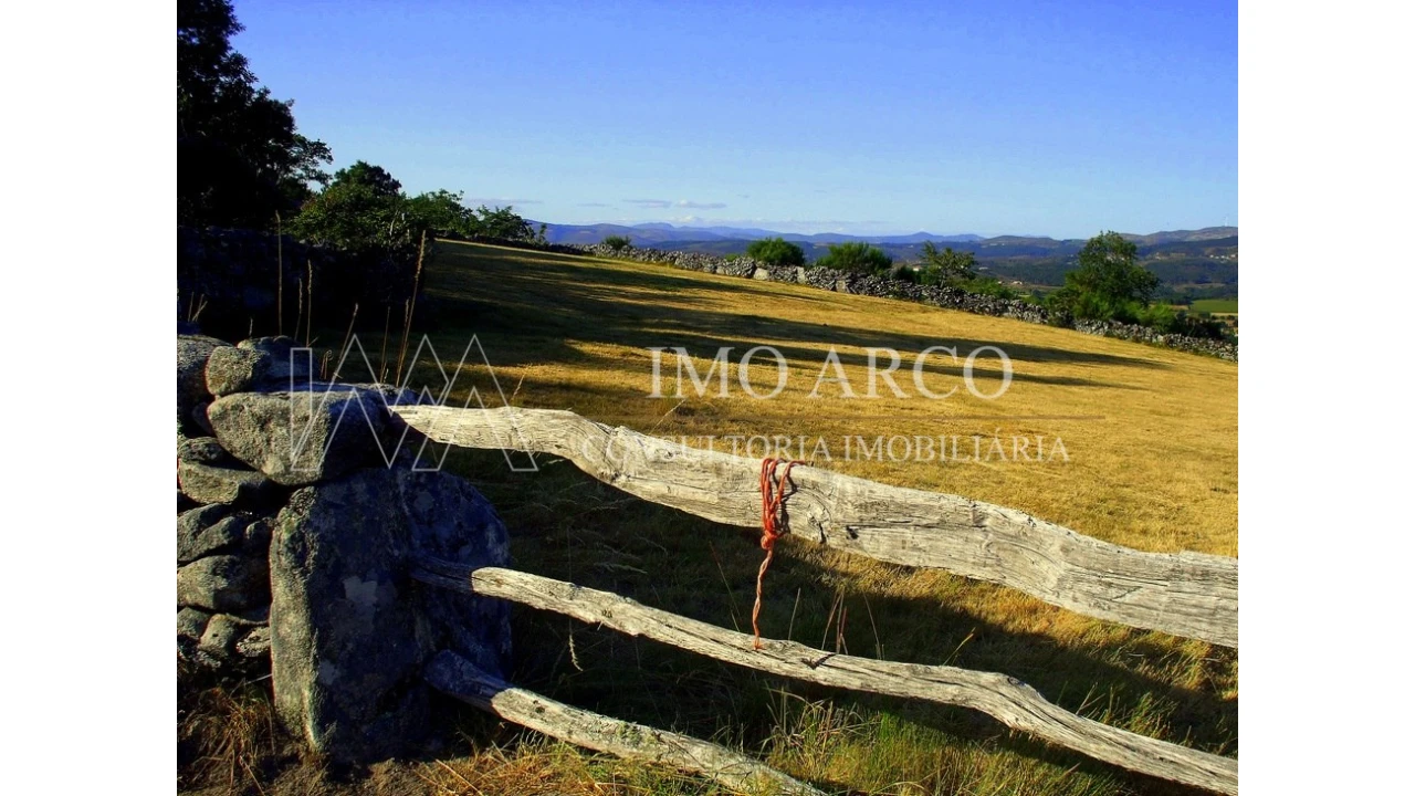 Quinta T4 para Venda em Salto Foto 23