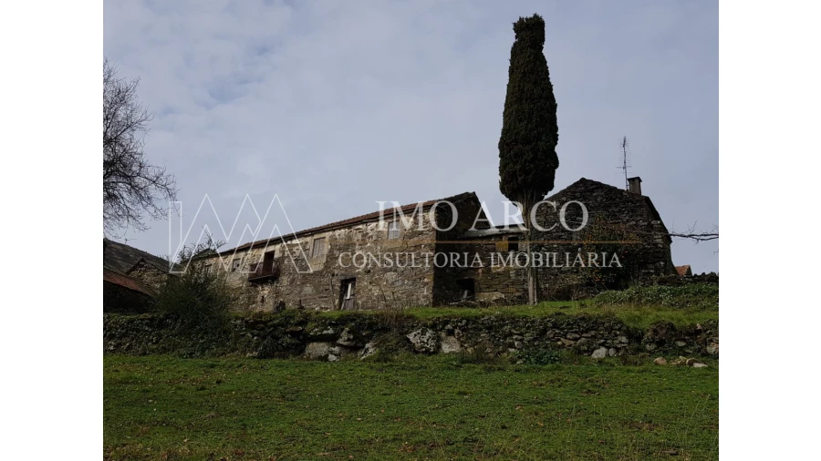 Quinta T4 para Venda em Salto Foto 2