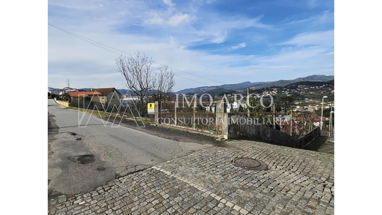 Terreno para Venda em Arco de Baúlhe e Vila Nune Foto 4