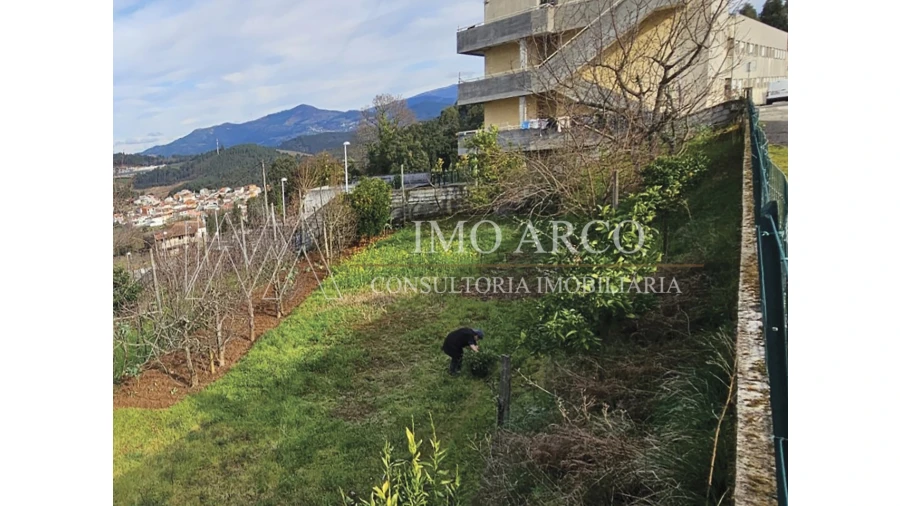 Terreno para Venda em Arco de Baúlhe e Vila Nune Foto 8