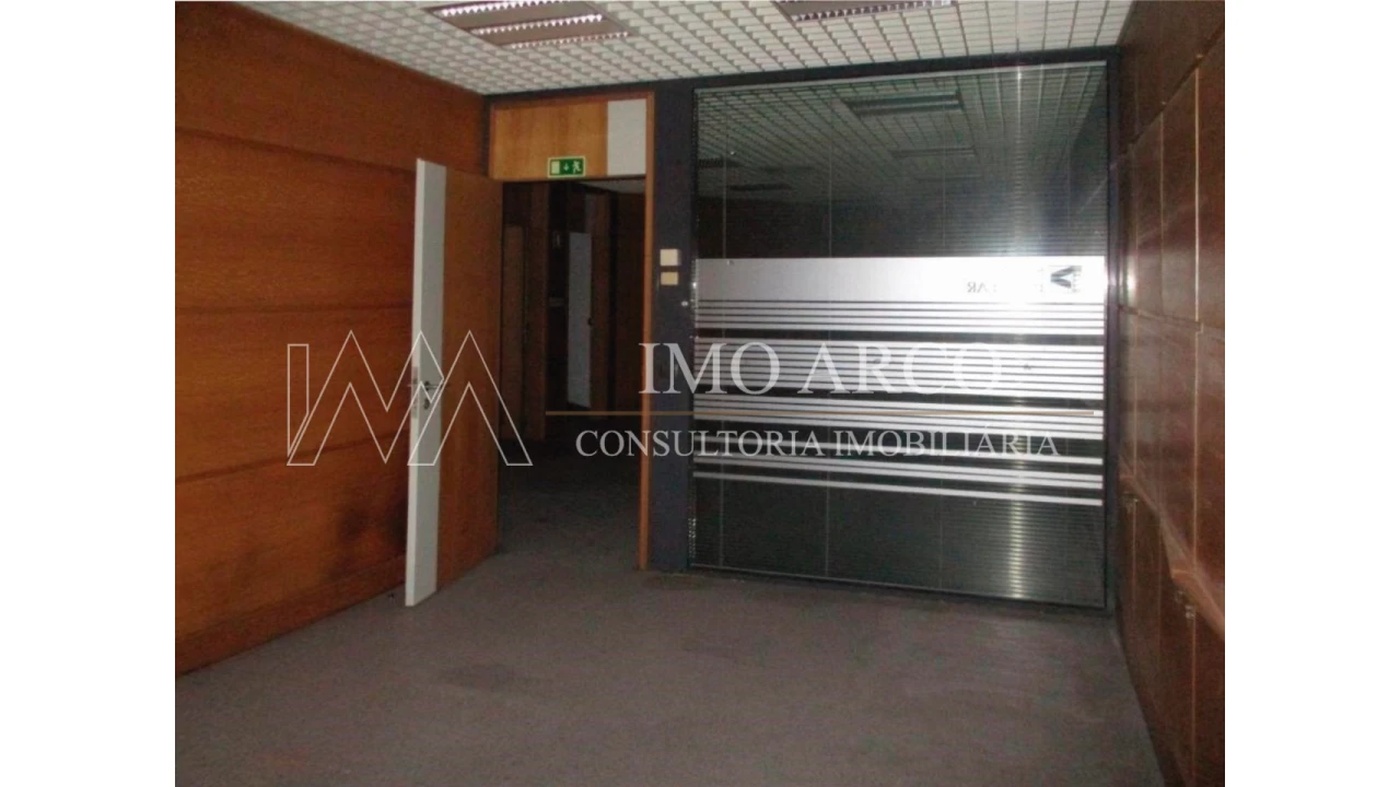 Loja para Venda em Paços de Ferreira Foto 7