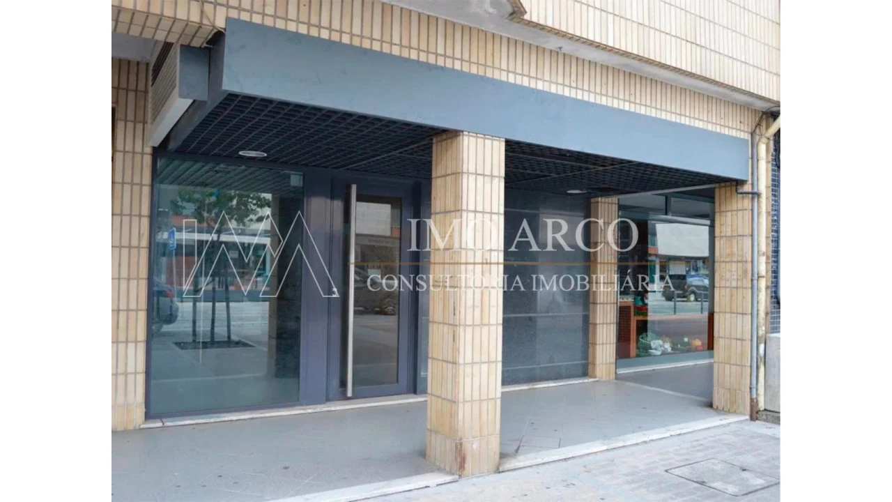 Loja para Venda em Paços de Ferreira Foto 9