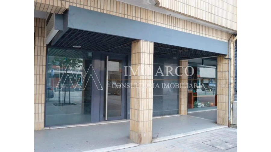 Loja para Venda em Paços de Ferreira Foto 9