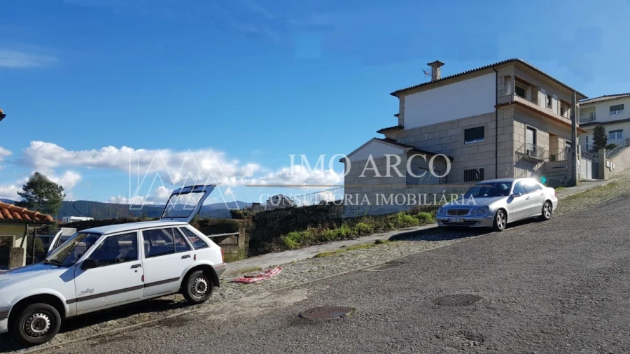 Terreno para Venda em Britelo, Gémeos e Ourilhe Foto 1