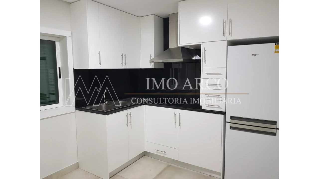 Apartamento T1 para Venda em Montalegre e Padroso Foto 2