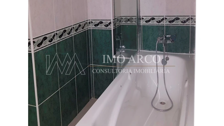 Apartamento T1 para Venda em Montalegre e Padroso Foto 8