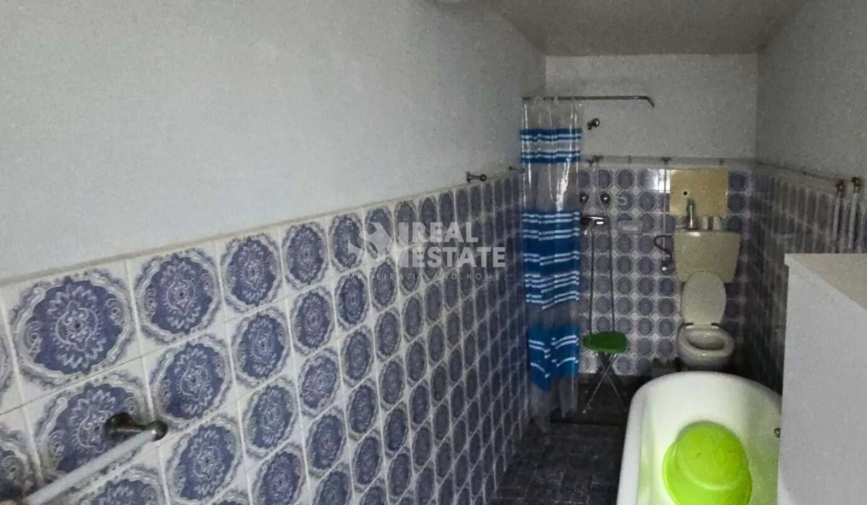 Moradia T4 para Venda em Ponta Delgada Foto 33