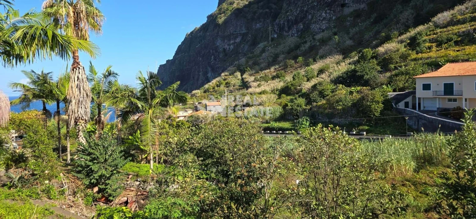 Moradia T4 para Venda em Ponta Delgada Foto 27