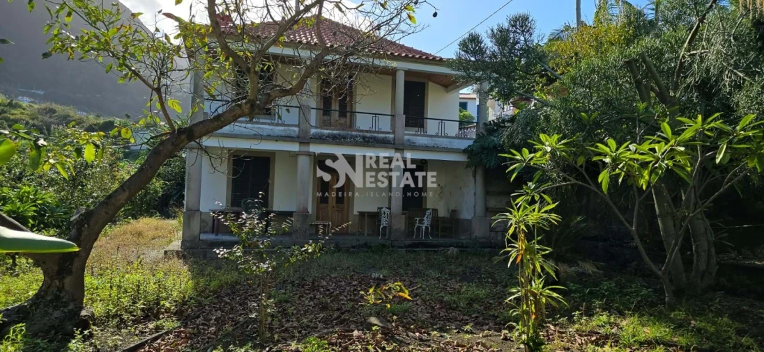 Moradia T4 para Venda em Ponta Delgada Foto 4