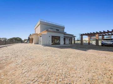 Moradia T4 para Venda em Lagoa e Carvoeiro