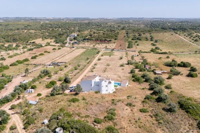 Moradia T4 para Venda em Lagos (São Sebastião e Santa Maria)
