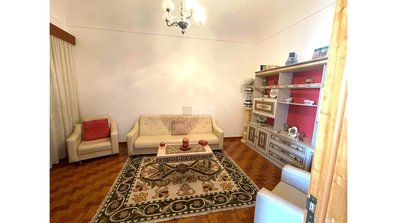 Moradia T4 para Venda em Vila de Frades Foto 4