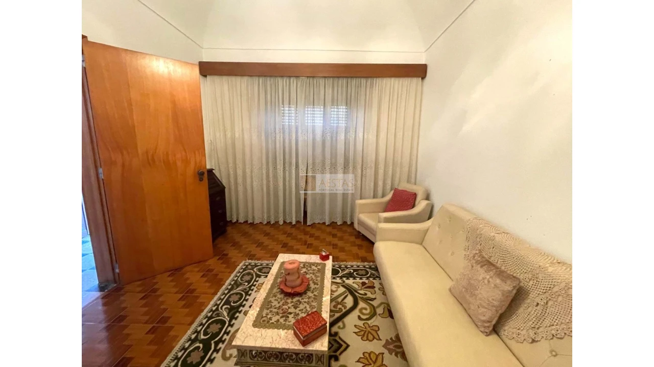 Moradia T4 para Venda em Vila de Frades Foto 5