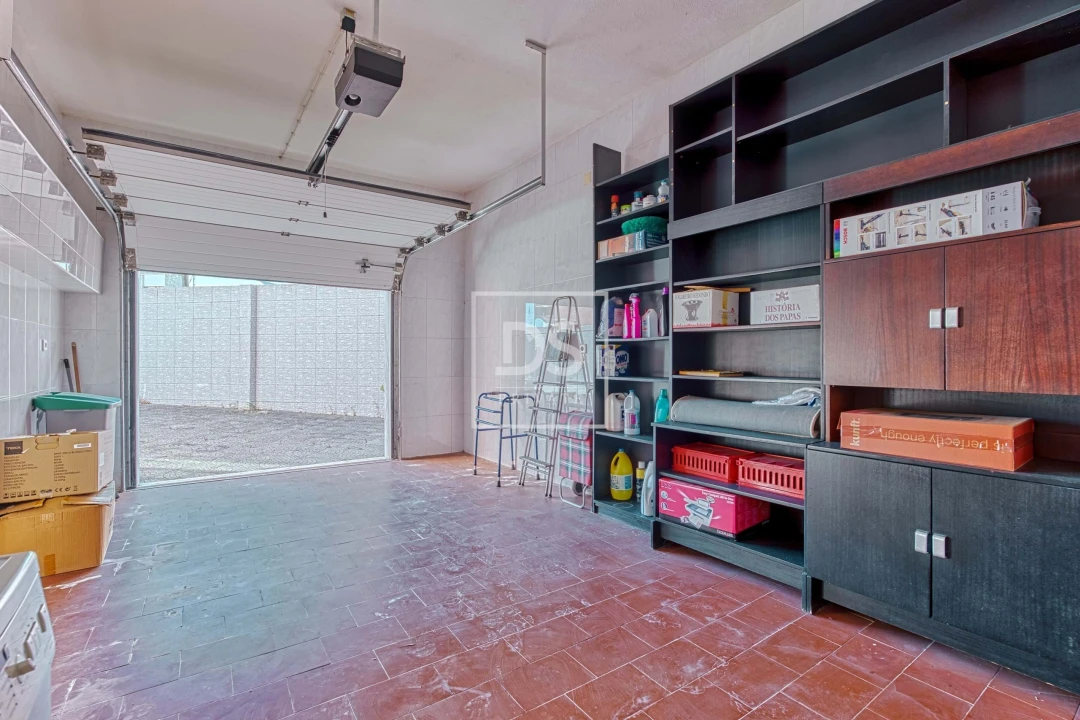 Moradia T5 para Venda em Algueirão-Mem Martins Foto 50