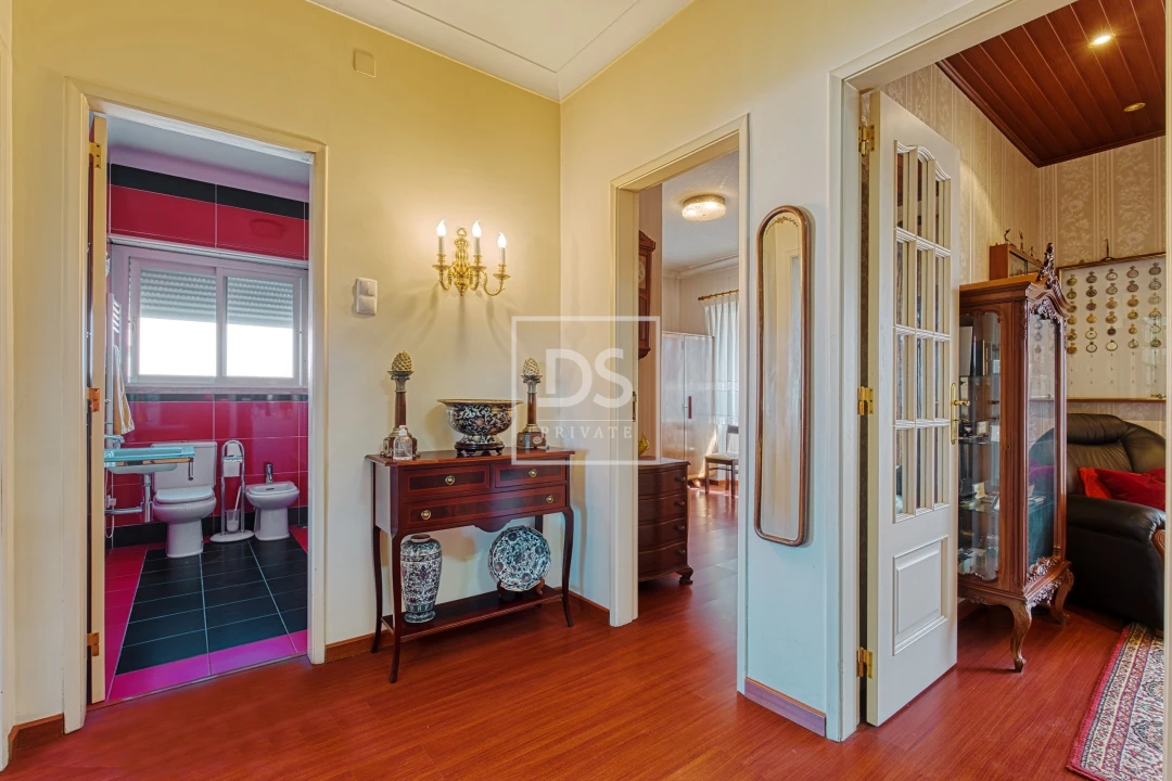 Moradia T5 para Venda em Algueirão-Mem Martins Foto 30